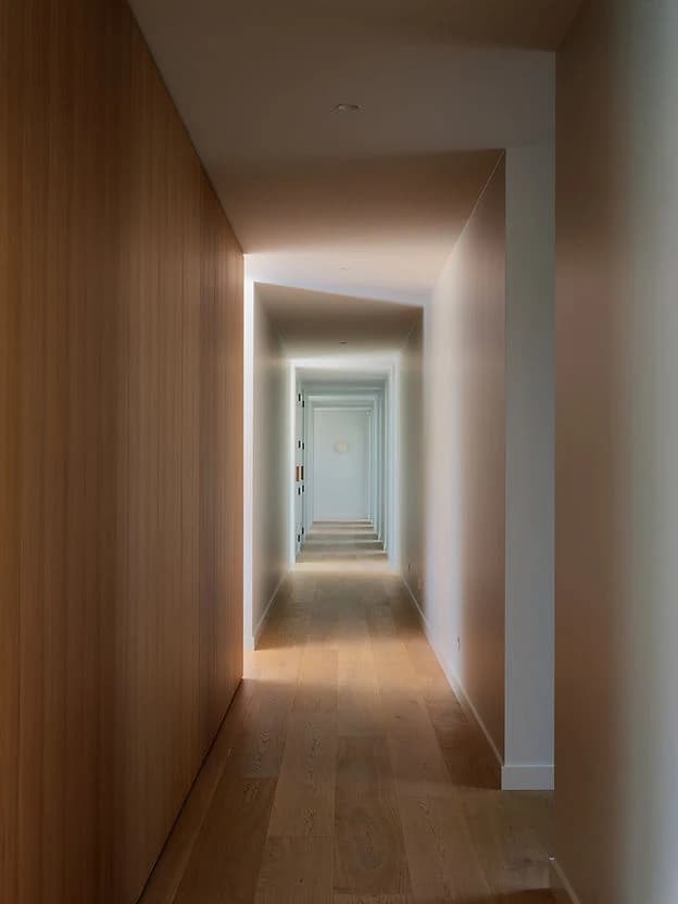 The 60 x 6 House - Image 15