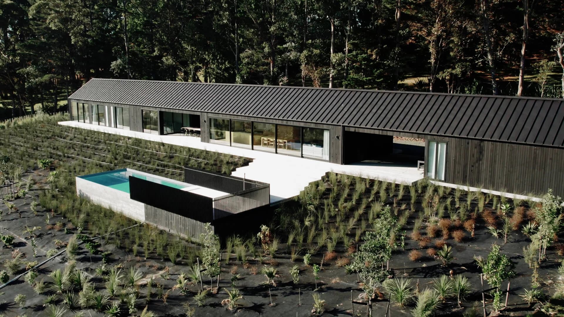 The 60 x 6 House - Image 16
