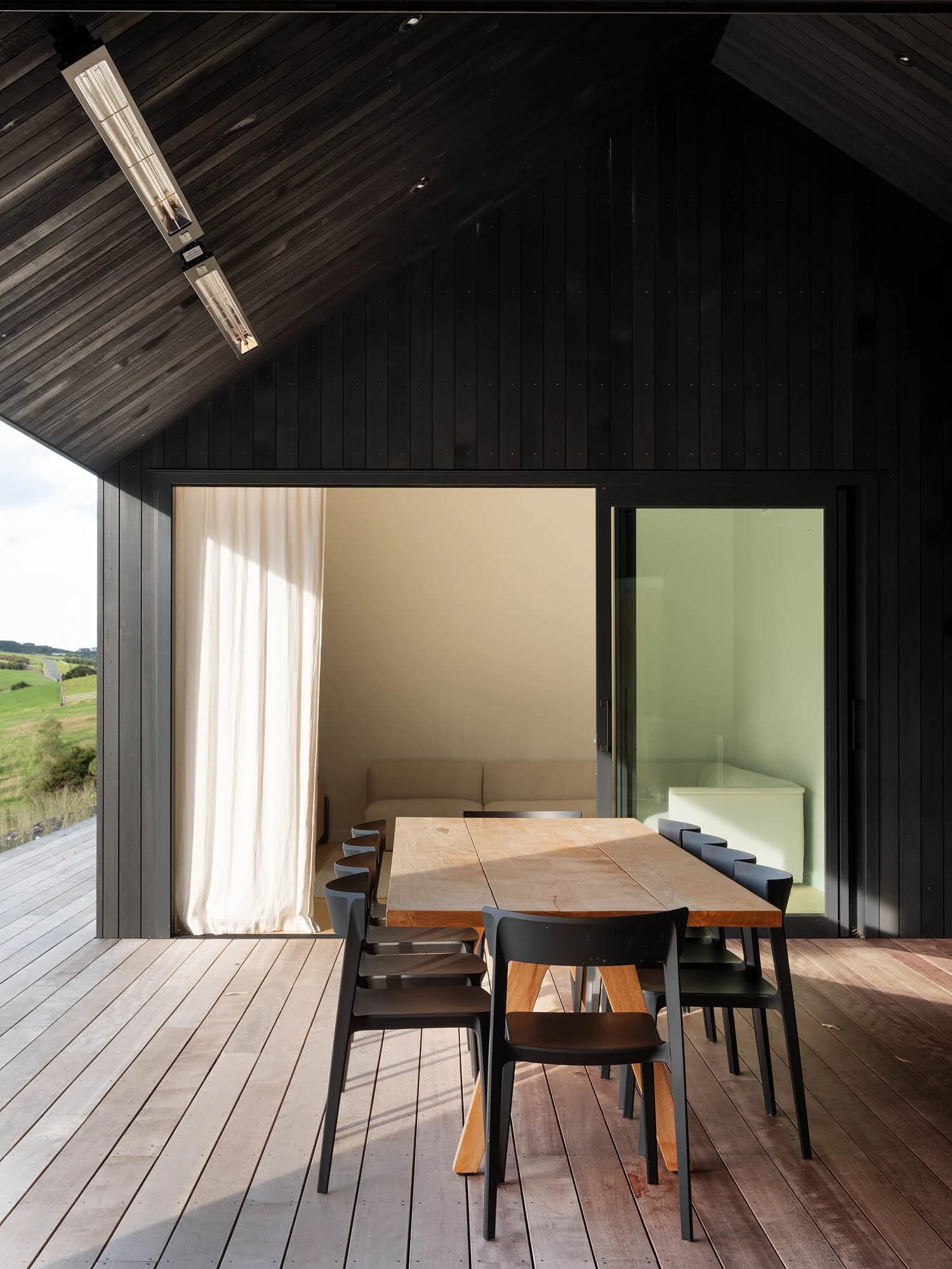 The 60 x 6 House - Image 22