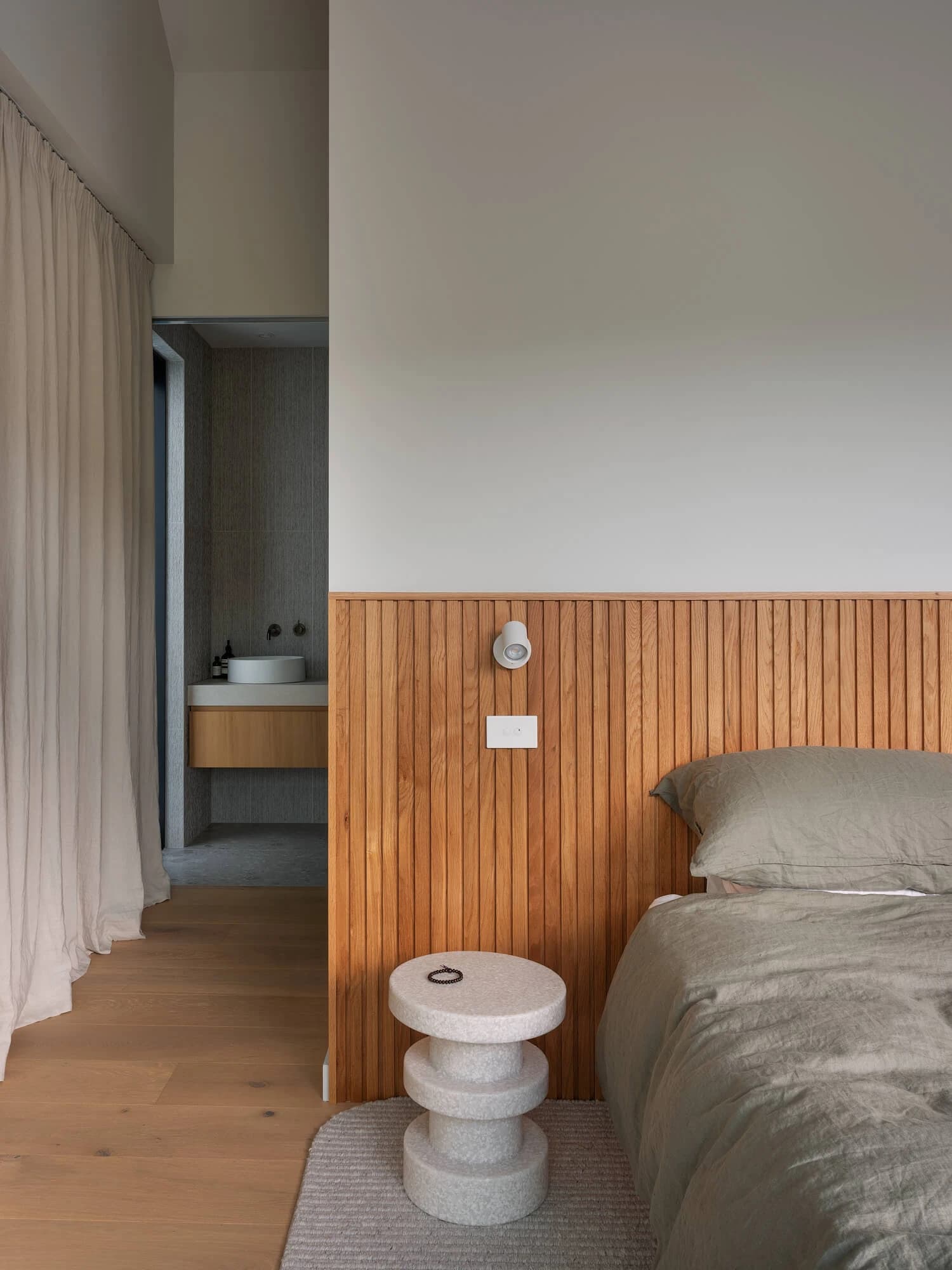 The 60 x 6 House - Image 24
