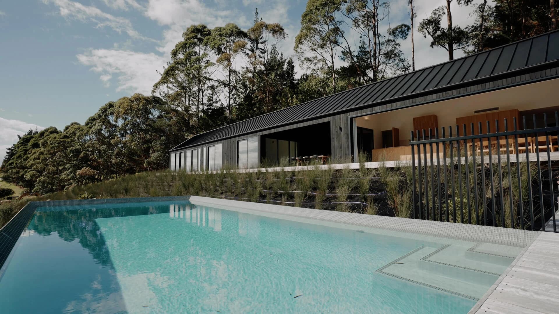 The 60 x 6 House - Image 7