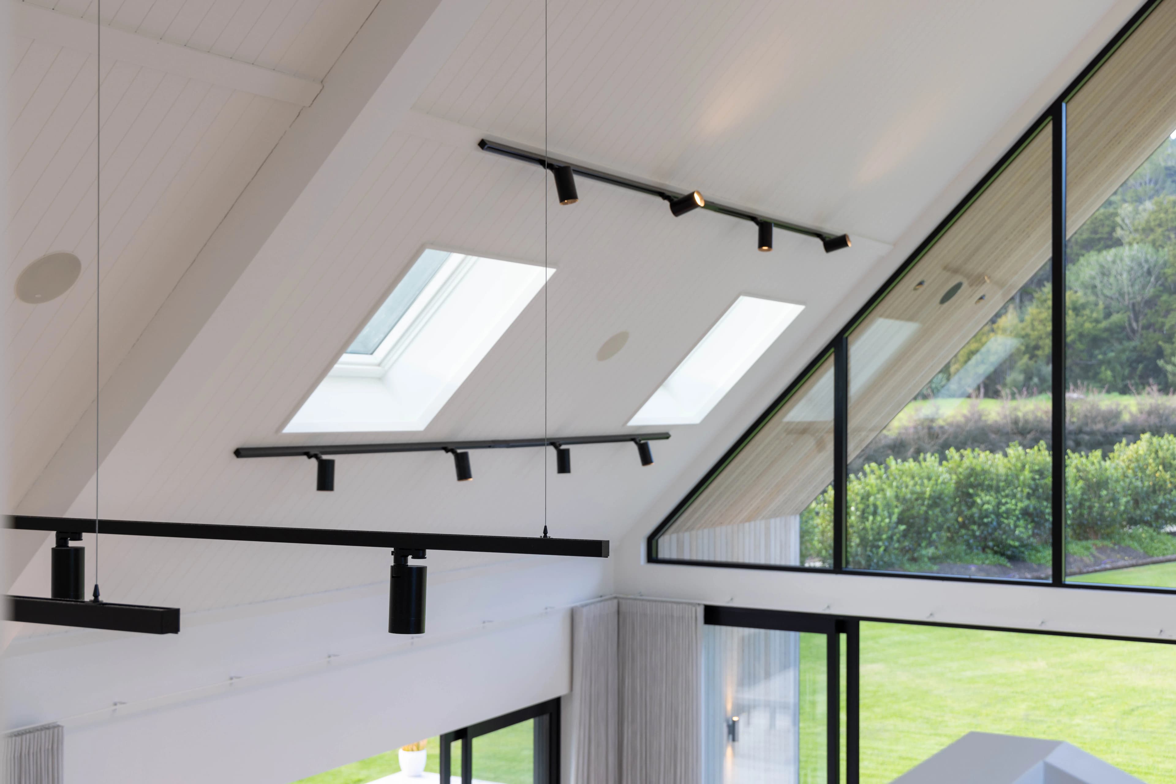 The Barn House - Image 31