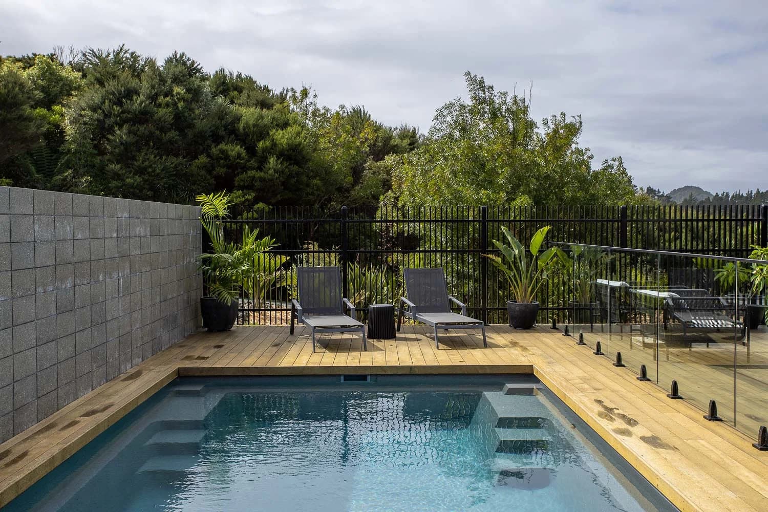 The Hilltop House - Image 5