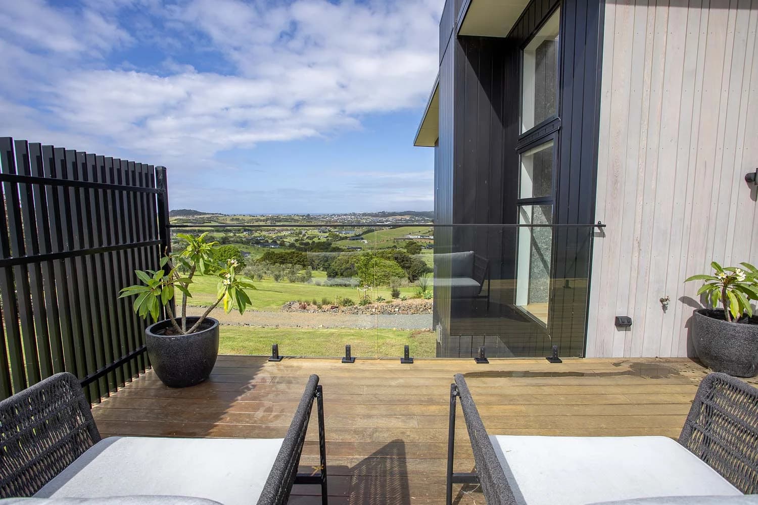 The Hilltop House - Image 8