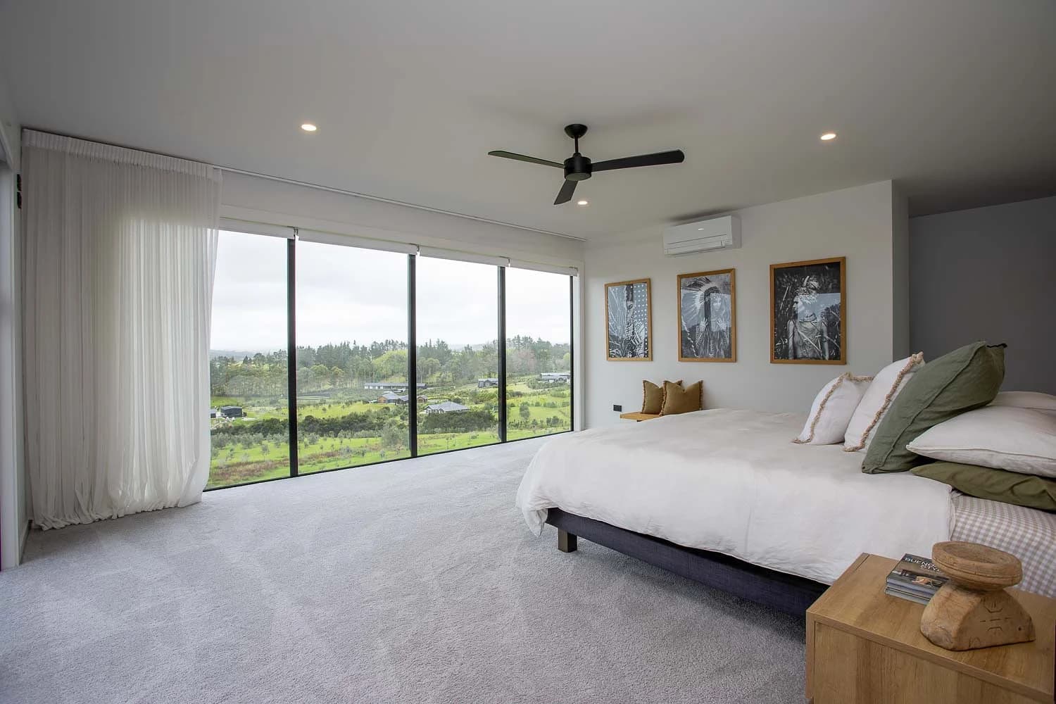 The Hilltop House - Image 41