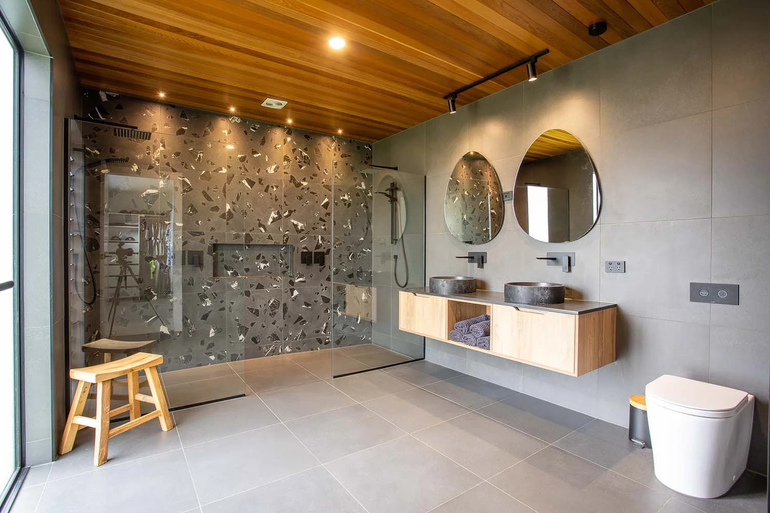 The Hilltop House - Image 44