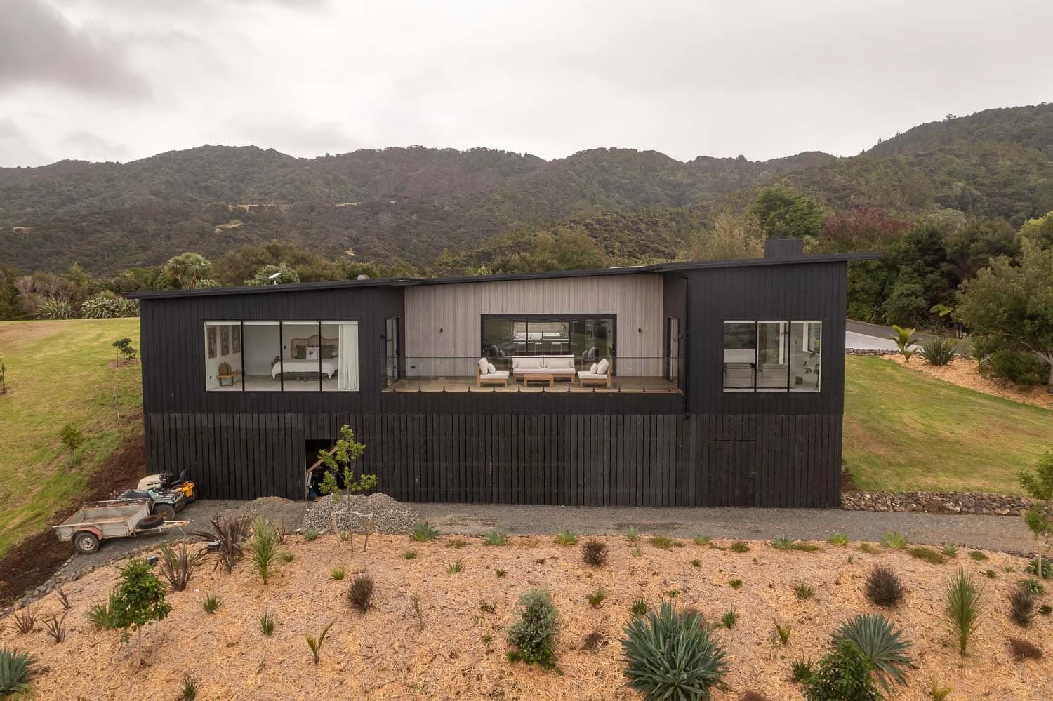 The Hilltop House - Image 53