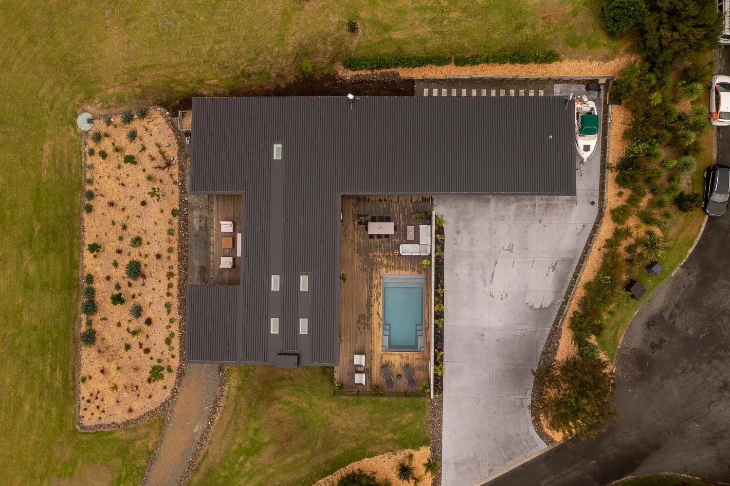 The Hilltop House - Image 54