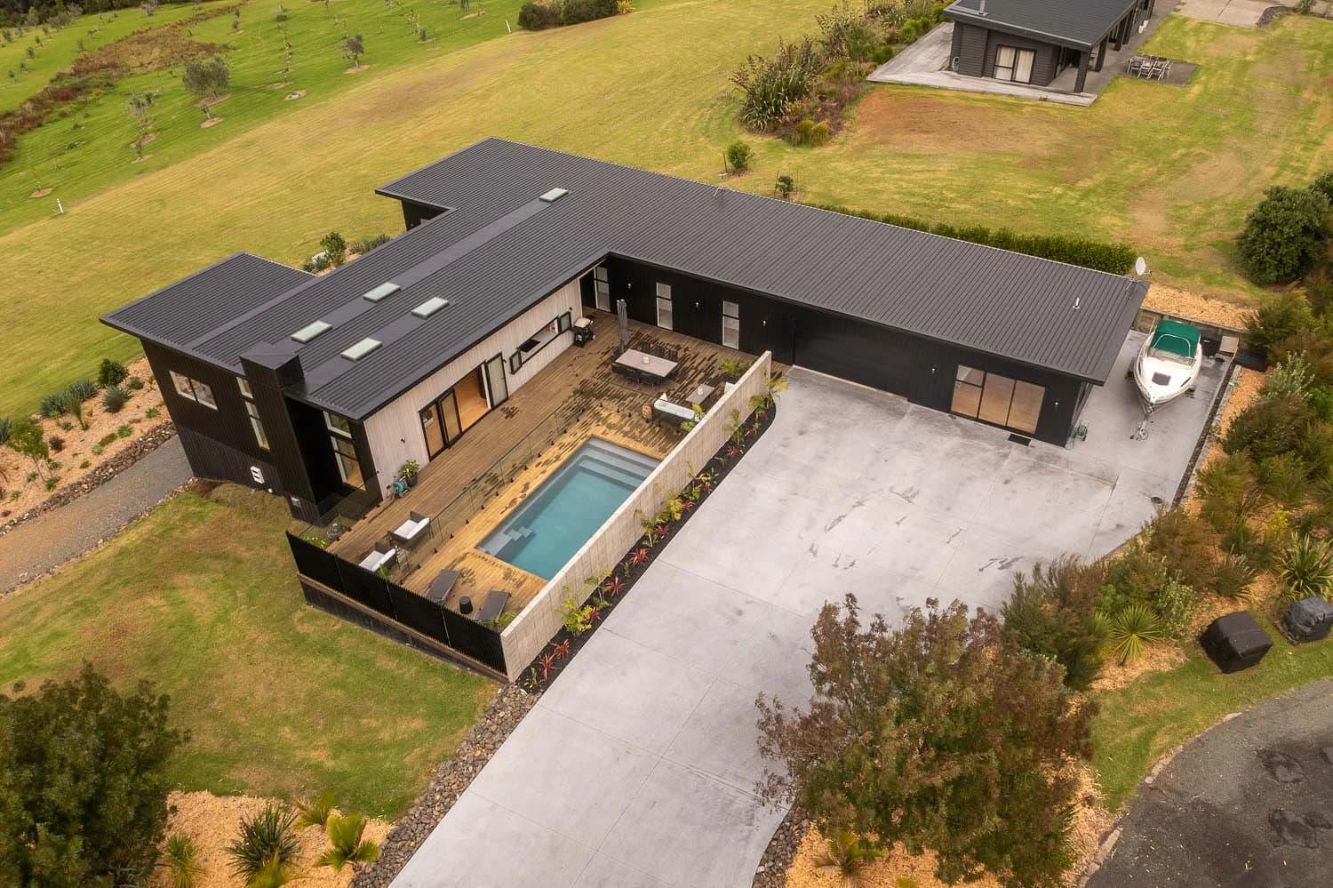 The Hilltop House - Image 55