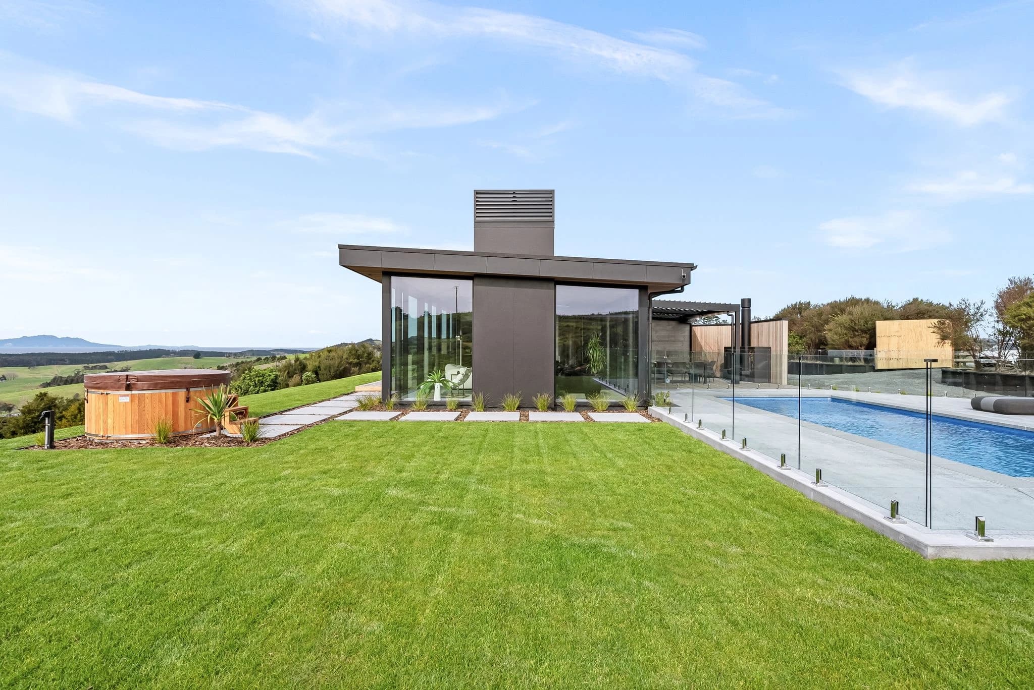 The Ocean View House - Image 19