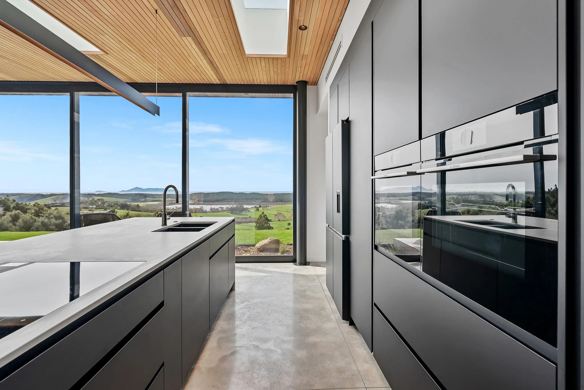 The Ocean View House - Image 35