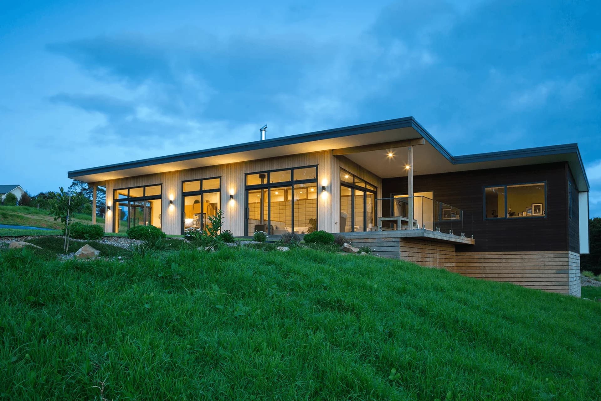 The Passive Solar House background