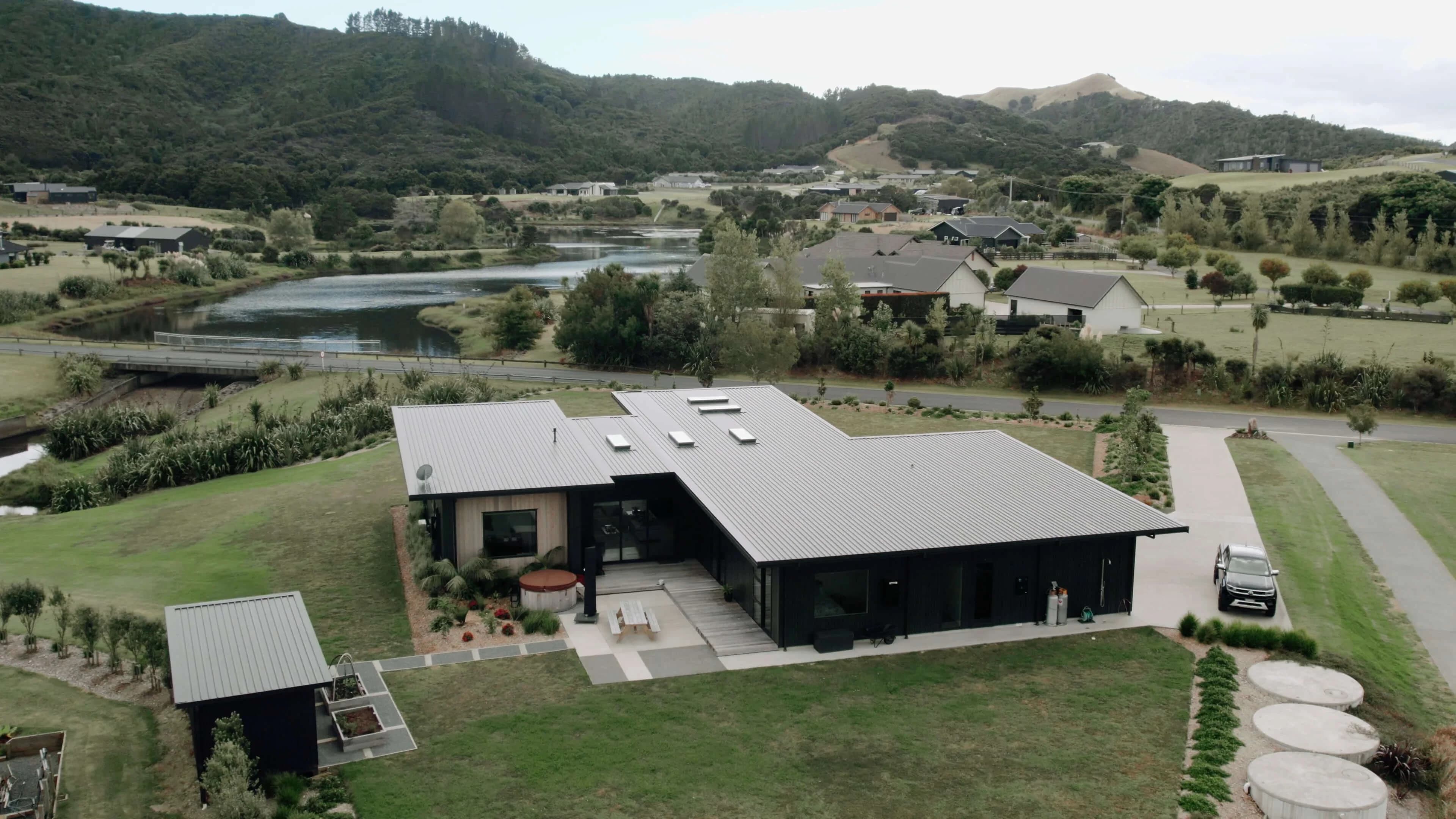 The Gate House - Image 7