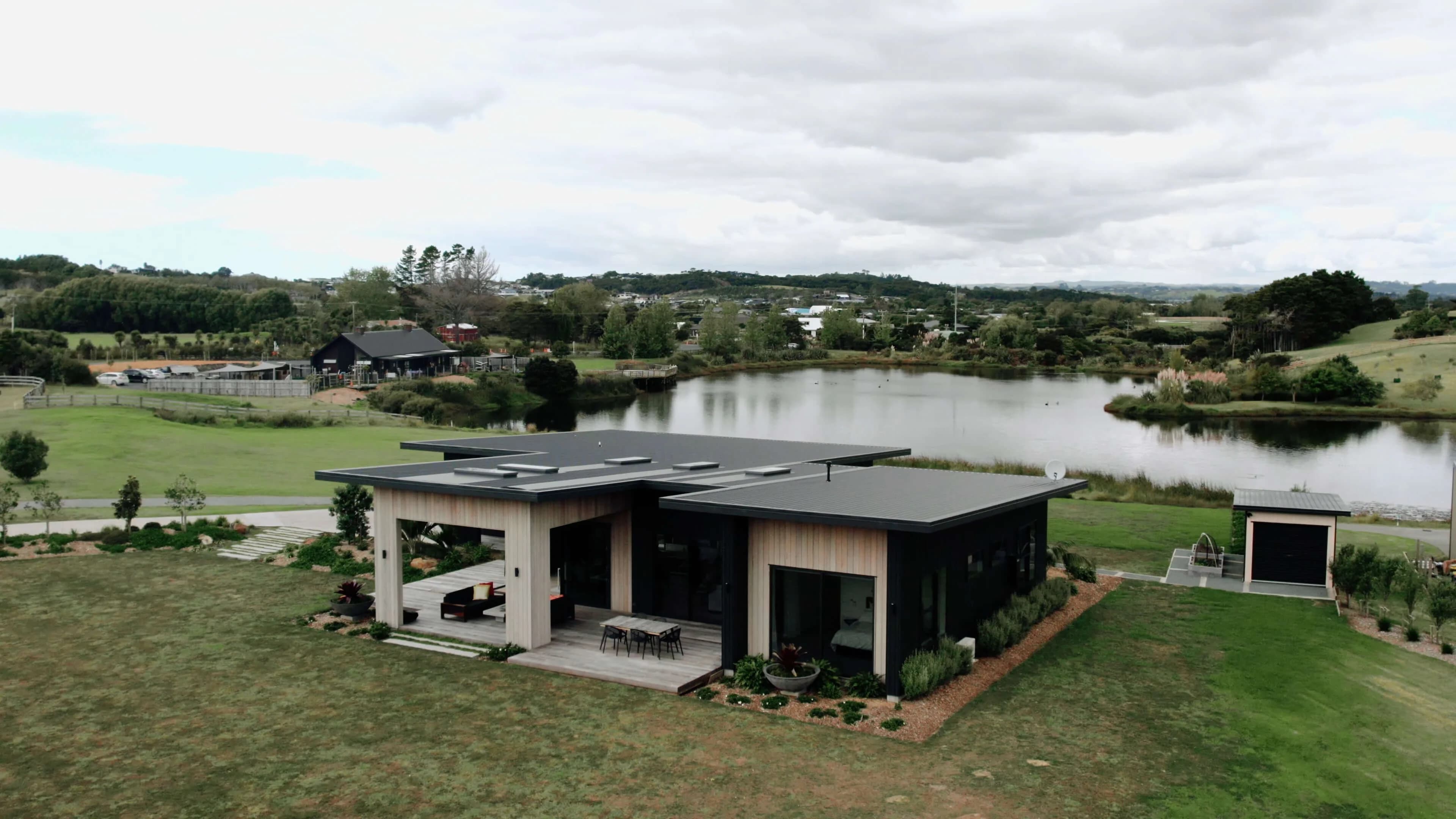 The Gate House - Image 15