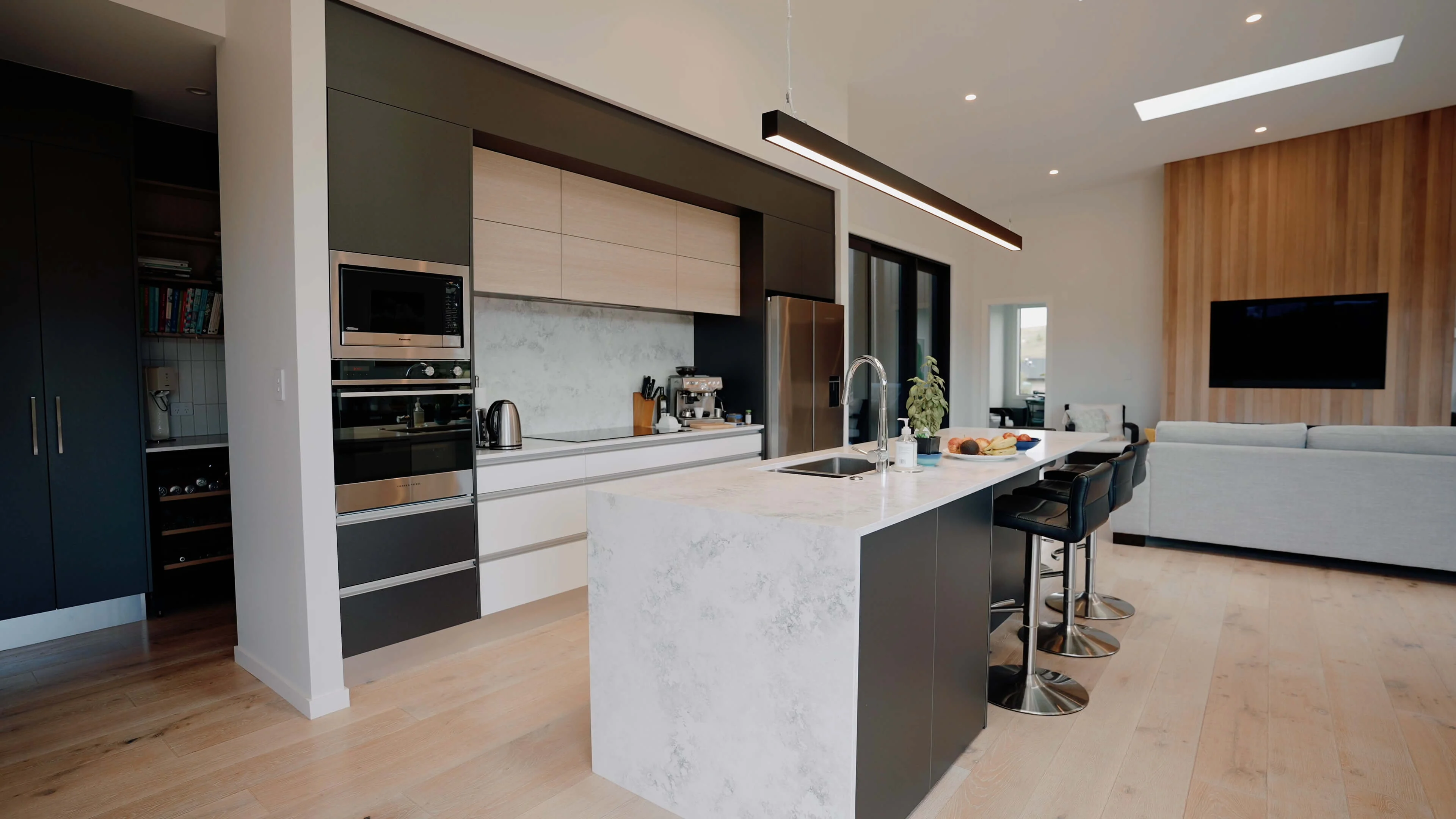 The Gate House - Featured view